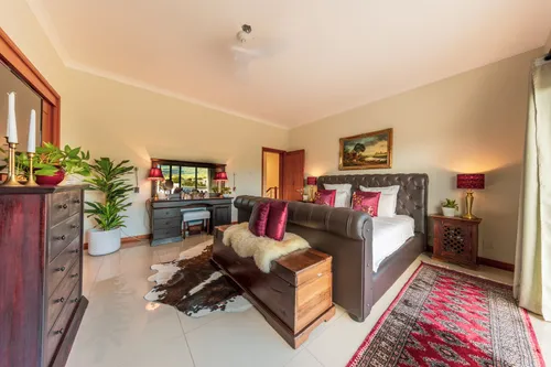 5 Bedrooms Villa in House-Villa (IRS project)