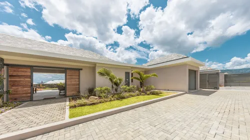 4 Bedrooms Villa in House-Villa (PDS project)