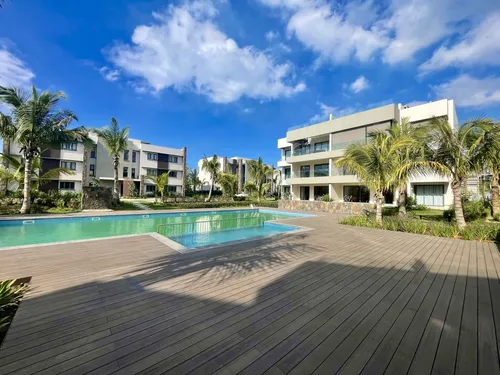 4 Bedrooms Villa in Apt P/house G+2