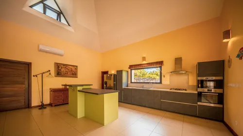 4 Bedrooms Villa in House-Villa (RES Project)