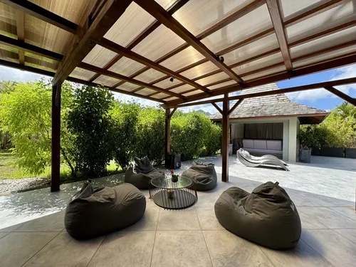 8 Bedrooms Villa in House-Villa (IRS project)