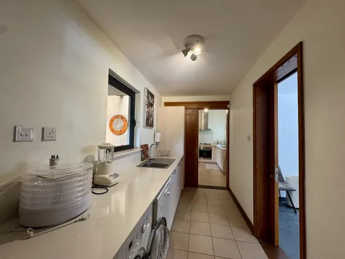 8 Bedrooms Villa in House-Villa (IRS project)