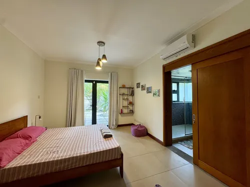 8 Bedrooms Villa in House-Villa (IRS project)