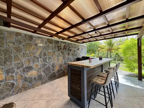 8 Bedrooms Villa in House-Villa (IRS project)