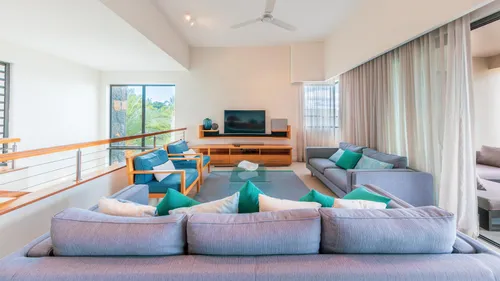 3 Bedrooms Villa in Apt P/house RES Resort