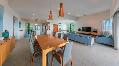 3 Bedrooms Villa in Apt P/house RES Resort