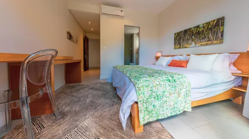 3 Bedrooms Villa in Apt P/house RES Resort