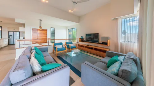 3 Bedrooms Villa in Apt P/house RES Resort