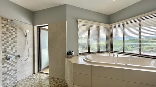 4 Bedrooms Villa in House-Villa (RES Project)