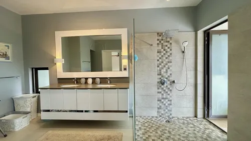 4 Bedrooms Villa in House-Villa (RES Project)