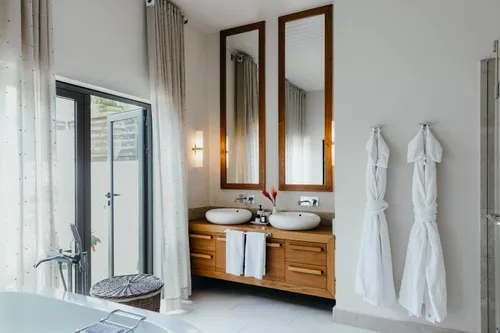 6 Bedrooms Villa in House-Villa (IRS project)