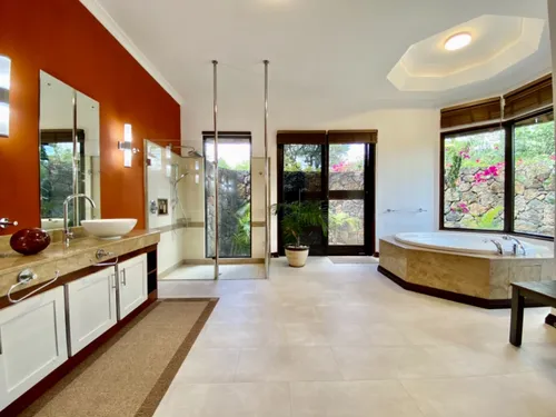 5 Bedrooms Villa in House-Villa (IRS project)