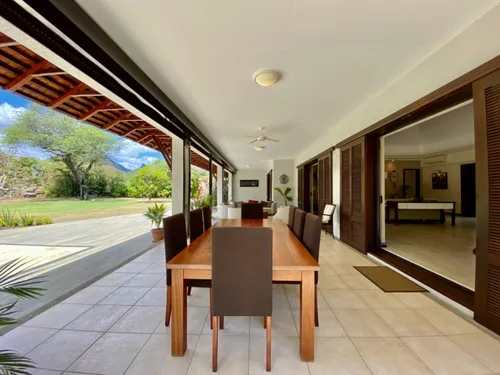 5 Bedrooms Villa in House-Villa (IRS project)