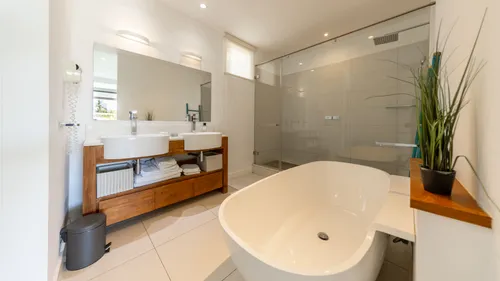 3 Bedrooms Villa in Apt RES Resort