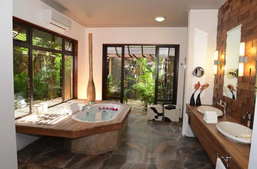 5 Bedrooms Villa in House-Villa (IRS project)