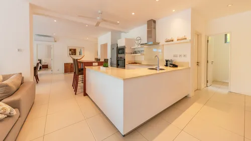 4 Bedrooms Villa in Apt RES Resort