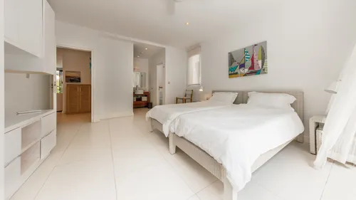 4 Bedrooms Villa in Apt RES Resort