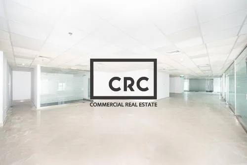 BUA 973.7 SQM I 32 Cabins I 9 Parking I Fitted