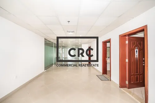 BUA 973.7 SQM I 32 Cabins I 9 Parking I Fitted