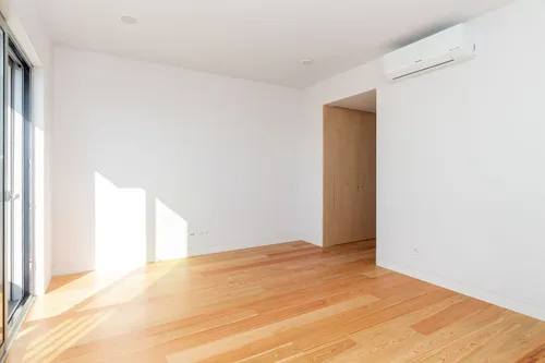  Building in Avenidas Novas (Nossa Senhora de Fátima)