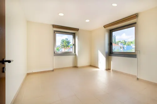 5 Bedrooms House in Belém