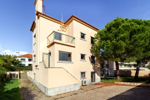 5 Bedrooms House in Belém