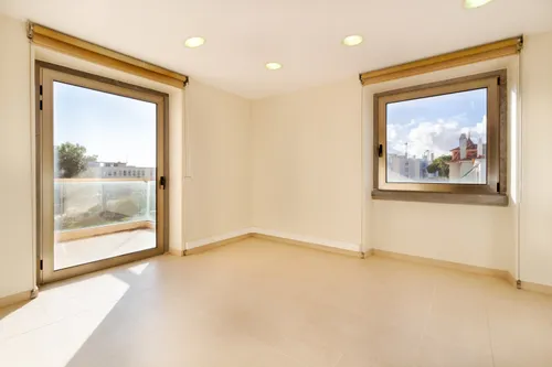 5 Bedrooms House in Belém