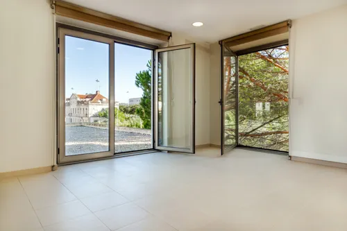 5 Bedrooms House in Belém