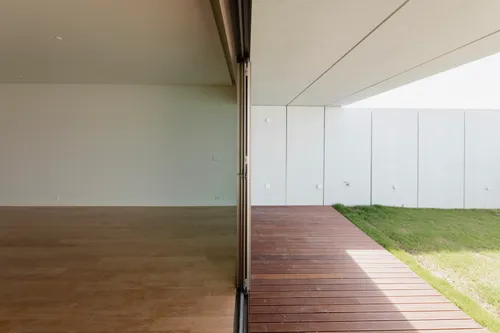 5 Bedrooms House in Alcântara