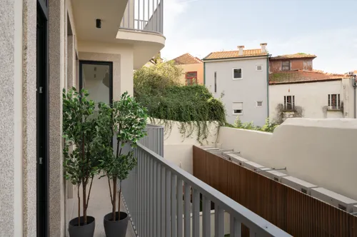 T2 (T1+T0) apartment, with balcony, in Cedofeita, Porto