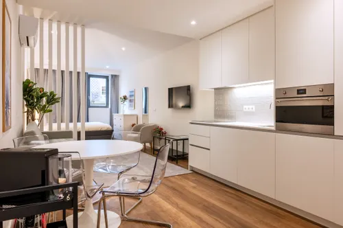 2 Bedrooms Apartment in Cedofeita, Santo Ildefonso, Sé, Miragaia, São Nicolau e Vitória