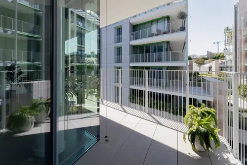 T3 apartment with balcony and parking in Marvila