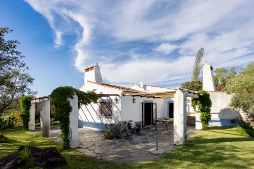 4 Bedrooms Country Estate in Terena
