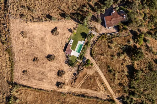 4 Bedrooms Country Estate in Terena