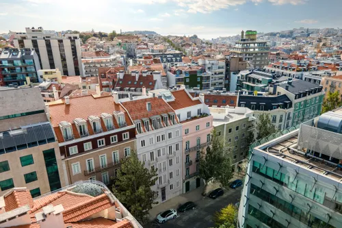 Elegant One-Bedroom Apartment with Terrace near Marquês de Pombal, Lisbon