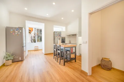 2 Bedrooms Apartment in Arroios