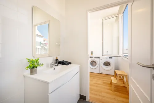 2 Bedrooms Apartment in Arroios