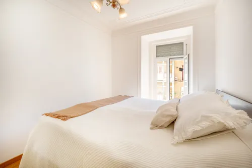 2 Bedrooms Apartment in Arroios