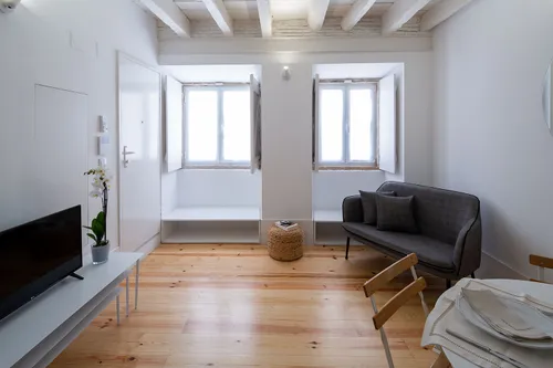 8 Bedrooms Apart-Hotel in Santo António