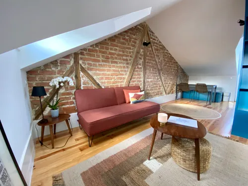 8 Bedrooms Apart-Hotel in Santo António