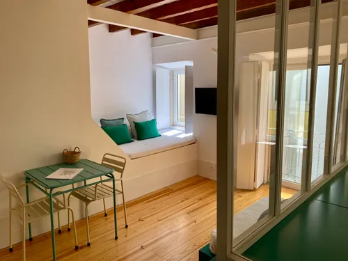 8 Bedrooms Apart-Hotel in Santo António
