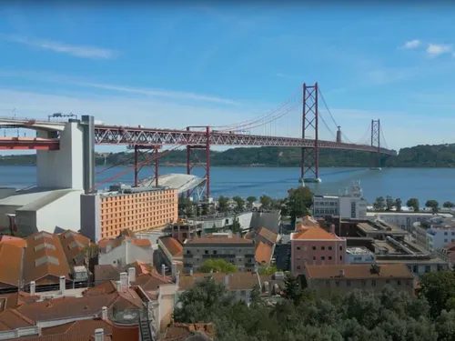 1 Bedroom Apartment in Alcântara