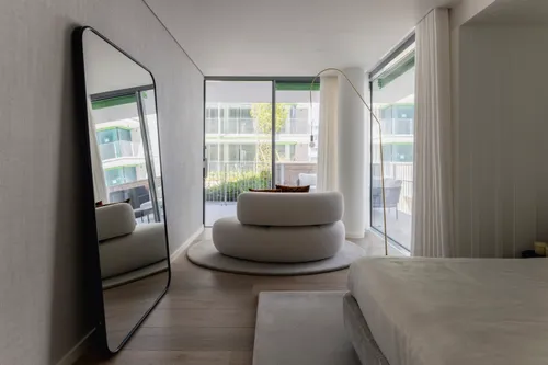 4 Bedrooms Apartment in Marvila