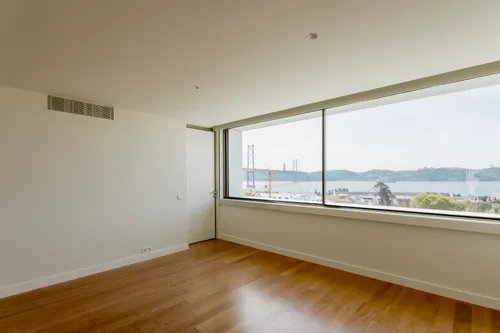 5 Bedrooms House in Alcântara