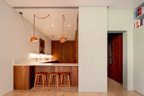 4 Bedrooms Apartment in Marvila