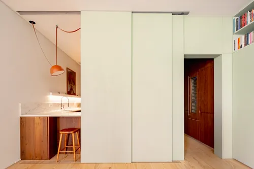 4 Bedrooms Apartment in Marvila