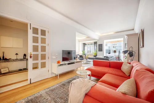 4 Bedrooms Apartment in Santo António