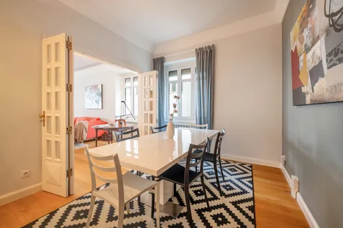 4 Bedrooms Apartment in Santo António