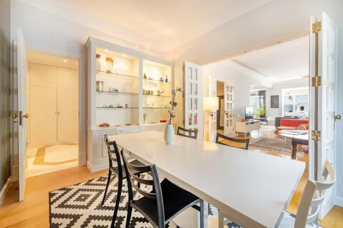 4 Bedrooms Apartment in Santo António