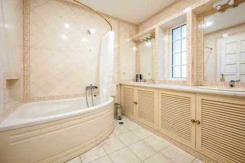 4 Bedrooms Apartment in Santo António